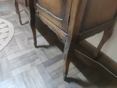 Aparador vintage de madera - miniatura 4