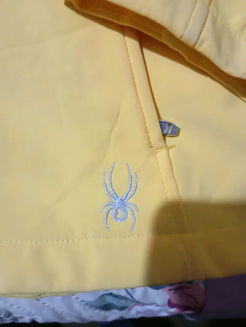 Chaqueta Spyder amarilla con detalles rojos - 3