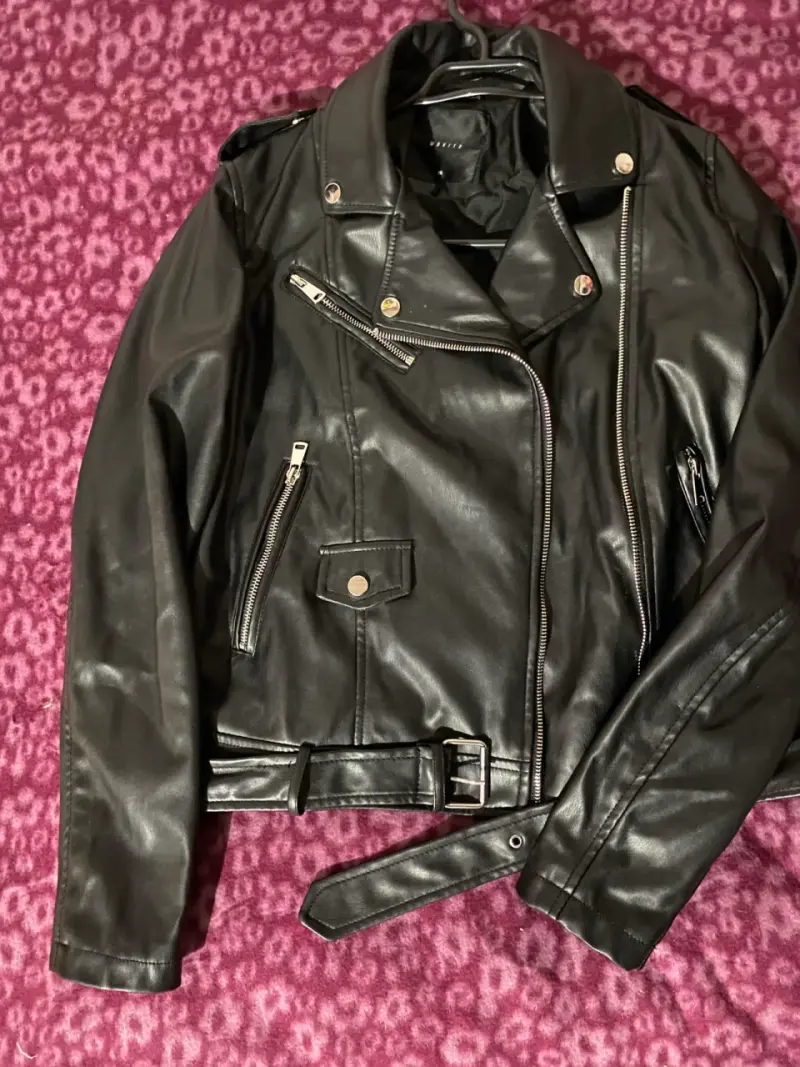 Chaqueta cuero negra - 1