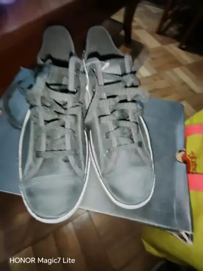 Zapatillas Converse blancas y azules y negras - miniatura 6