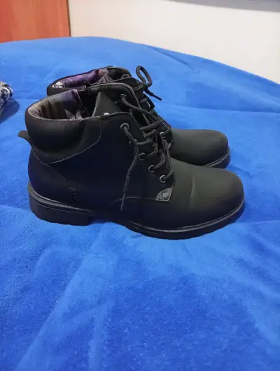 Botines negros clásicos - miniatura 1