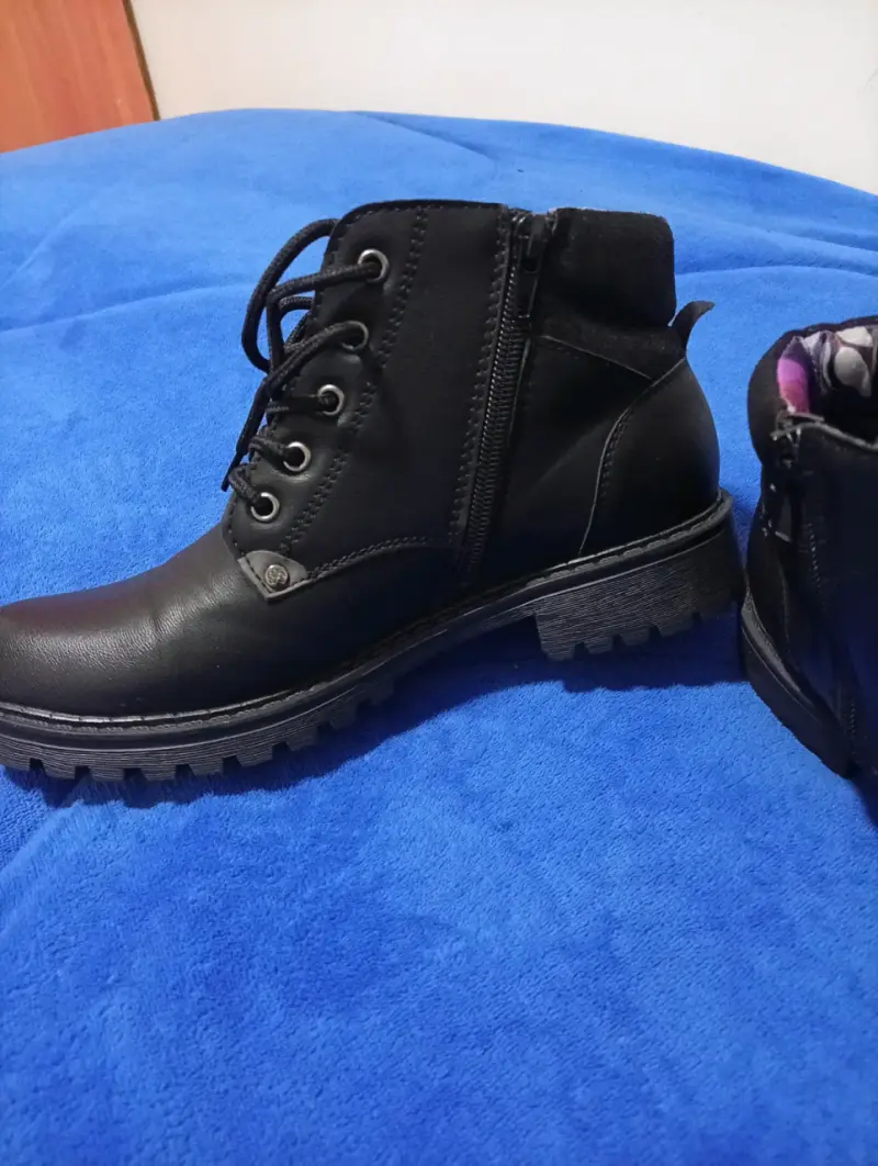 Botines negros clásicos - 2