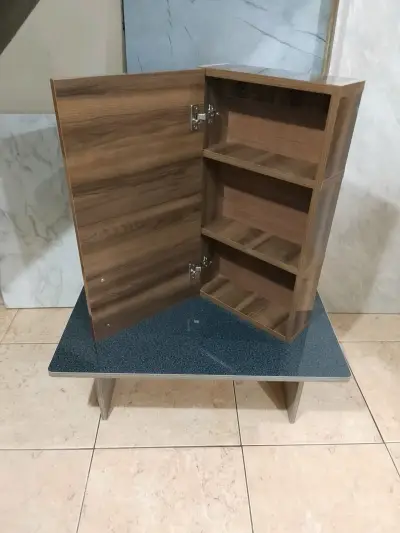 Mesa y mueble para baño de melamina alto brillo - miniatura 3