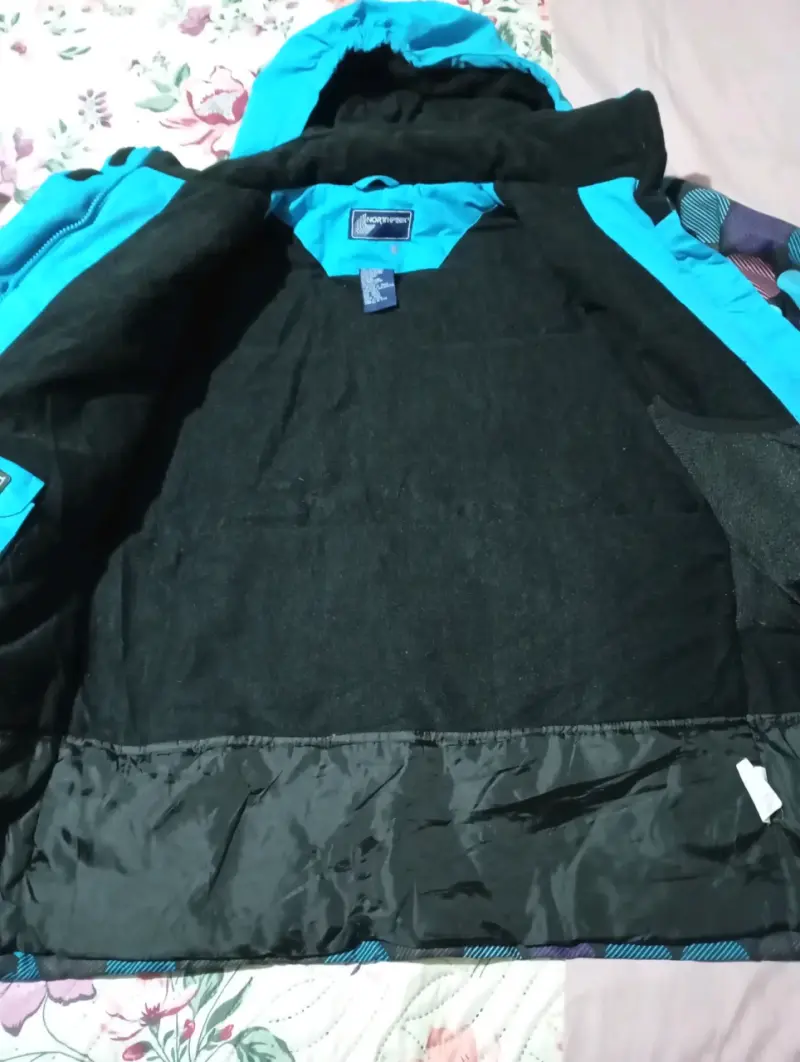Chaqueta outdoor de nieve con capucha - 2