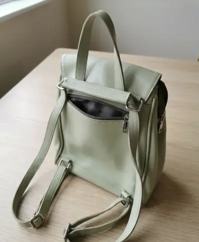 Mochila/Cartera Verde Pastel - miniatura 2