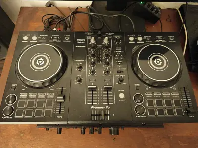 DDJ 400 casi nueva - miniatura 2