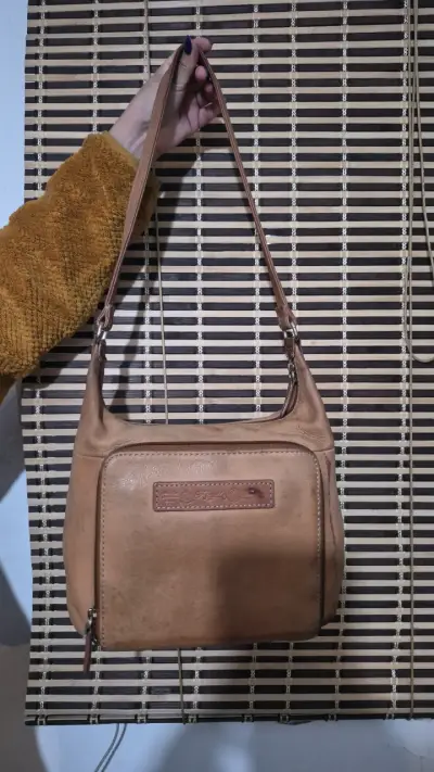 Cartera de cuero camel elegante - miniatura 1