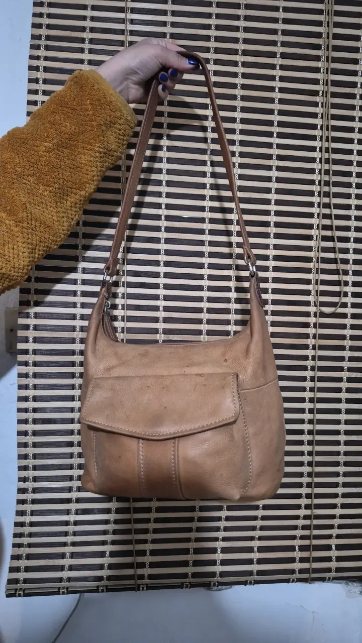Cartera de cuero camel elegante - 4