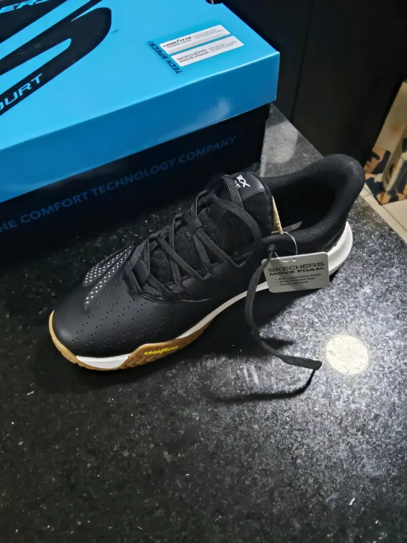 Zapatillas de Padel nuevas negras Skechers. - 3