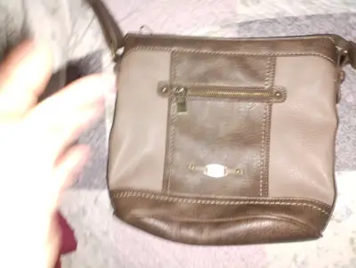 Cartera marrón con cierre - miniatura 2