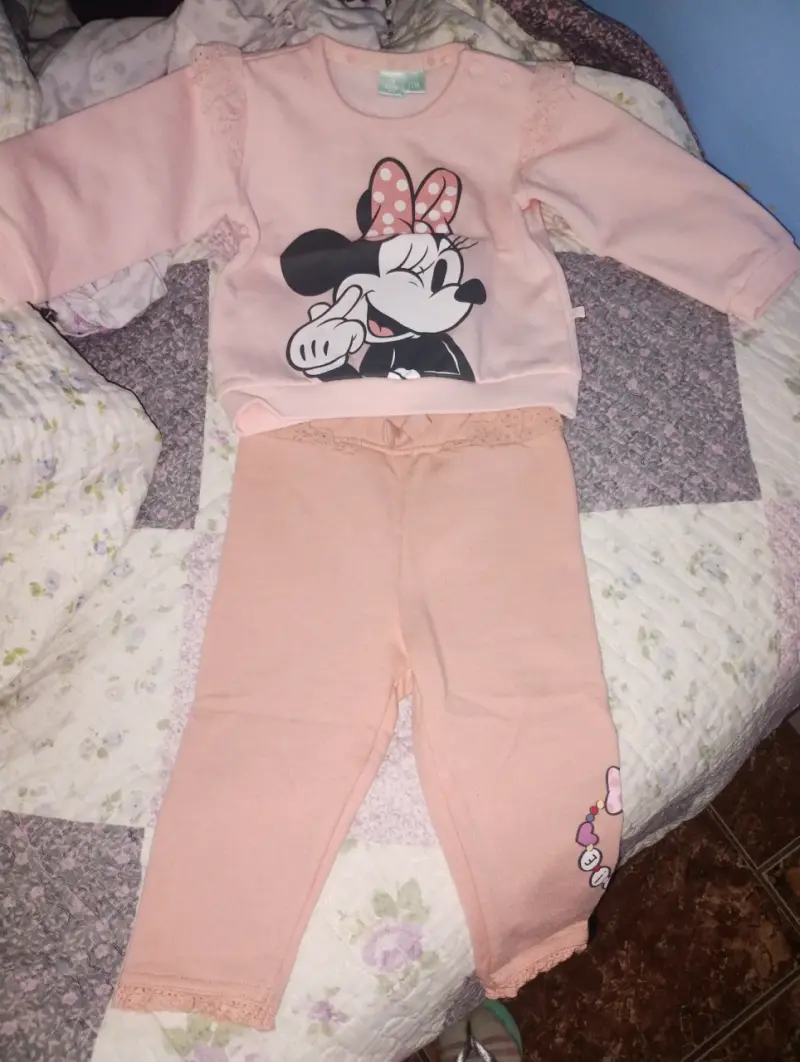 Conjunto Minnie rosa para niñas