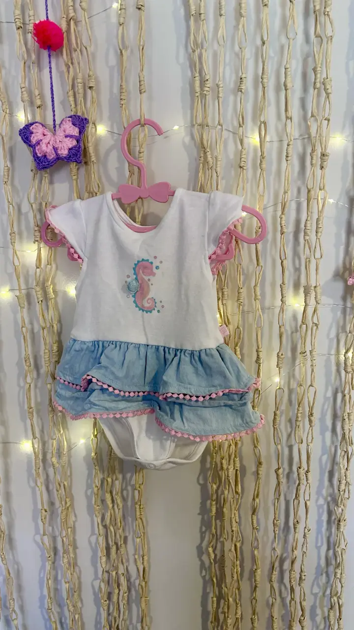 Vestido bebé con caballito de mar