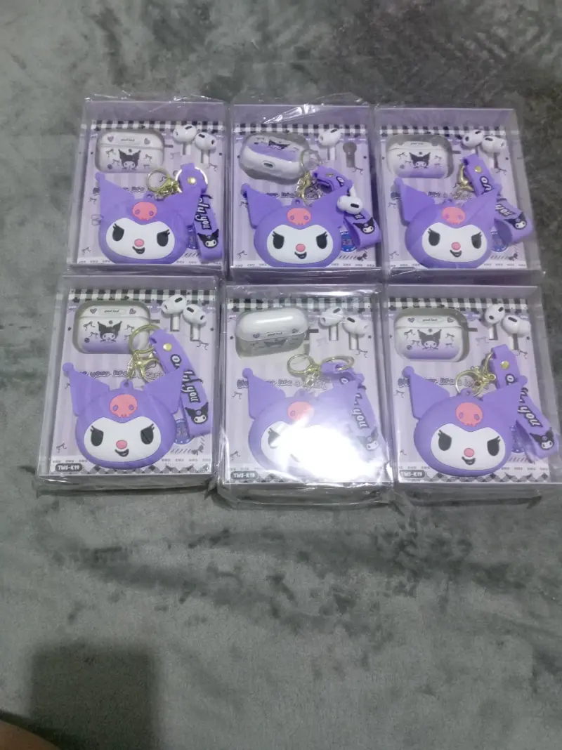 Lote de audífonos kuromi