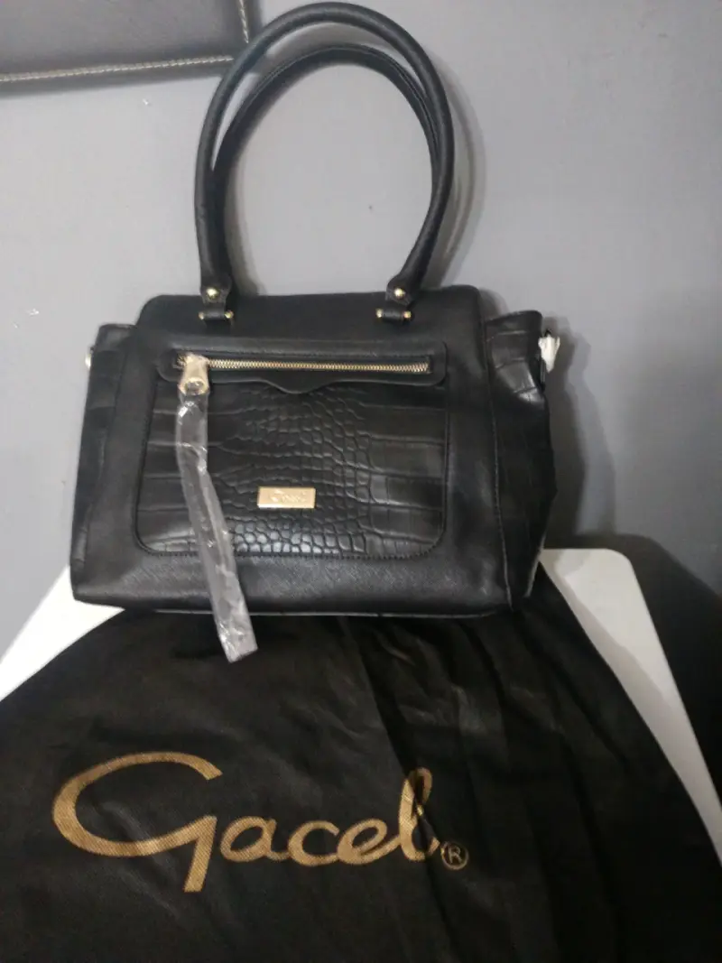 Cartera negra elegante - 4