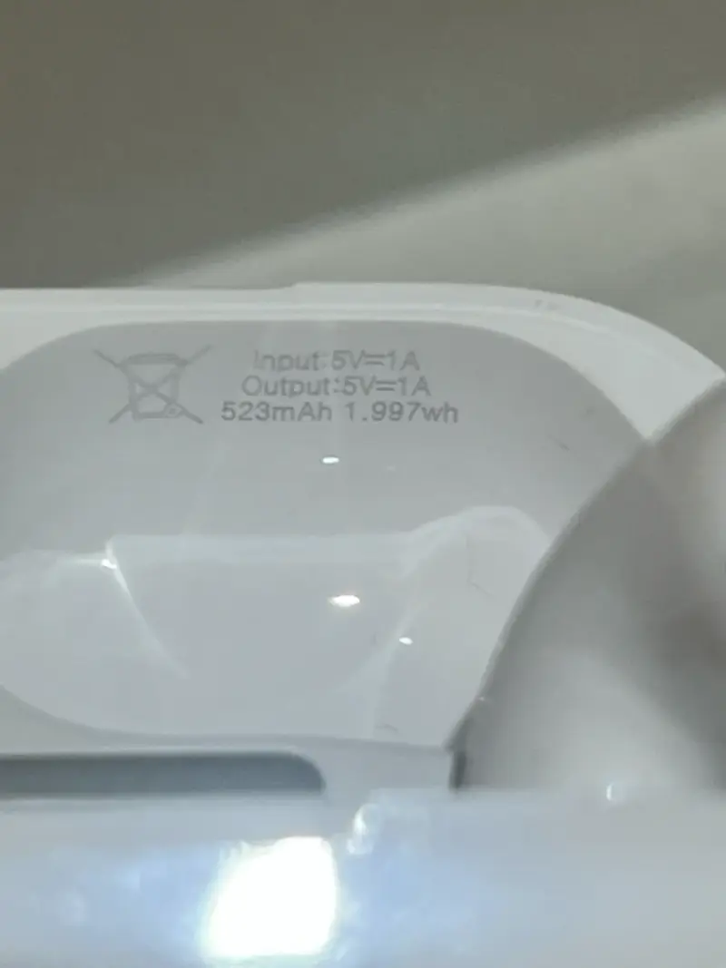 AirPods Pro 3 - 4