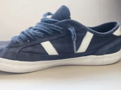 Zapatillas negras Lacoste - miniatura 2