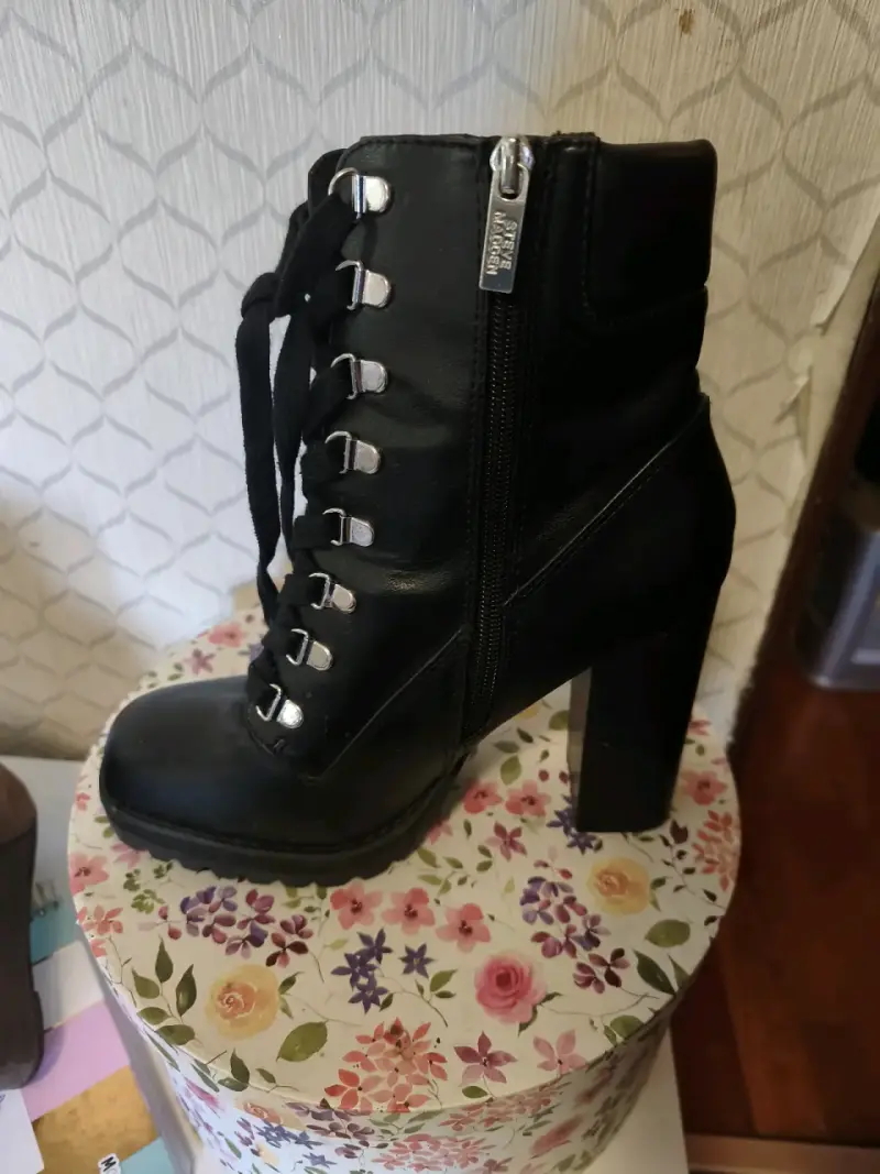 Botines negros de cuero con tacos stevemaden - 3