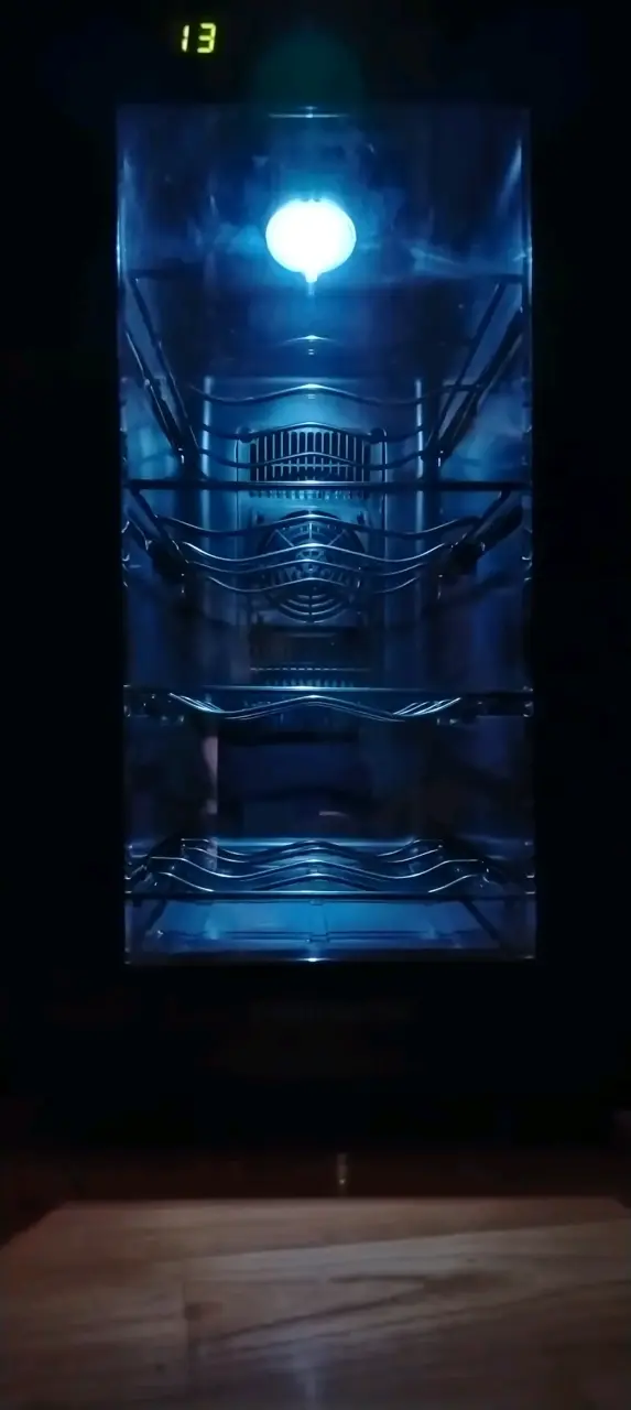 Cava marca Frigidaire - 5