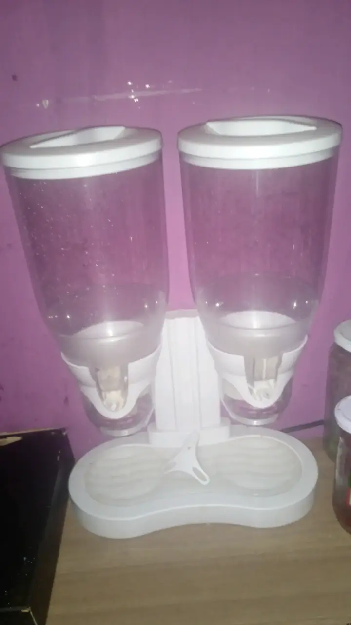 Dispensador doble para cereales