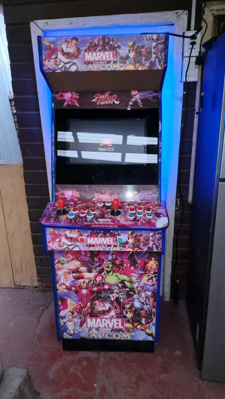 Máquina Arcade Marvel vs Capcom - 2