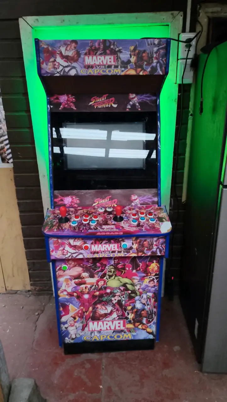 Máquina Arcade Marvel vs Capcom - 3
