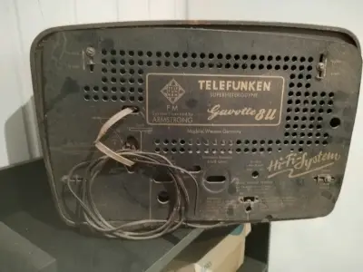 Radio antigua Telefunken Gavotte 8U - miniatura 1