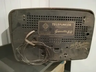 Radio antigua Telefunken Gavotte 8U - miniatura 4
