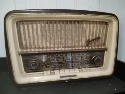 Radio antigua Telefunken Gavotte 8U - miniatura 6