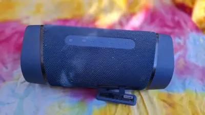 Parlante Sony portátil azul srs xb33 - miniatura 3