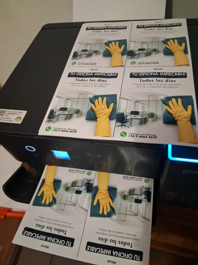 Tarjetas y Stickers Publicitarios - 2