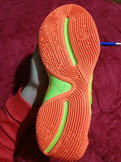 Zapatillas deportivas de basketball - miniatura 2