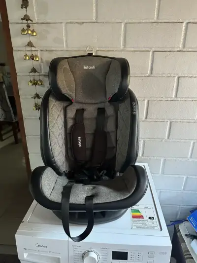 Silla de auto Infanti gris - miniatura 1