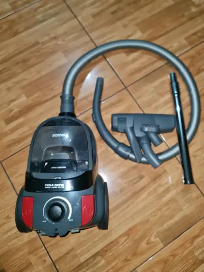 Aspiradora Cyclo Power 1600W - miniatura 1