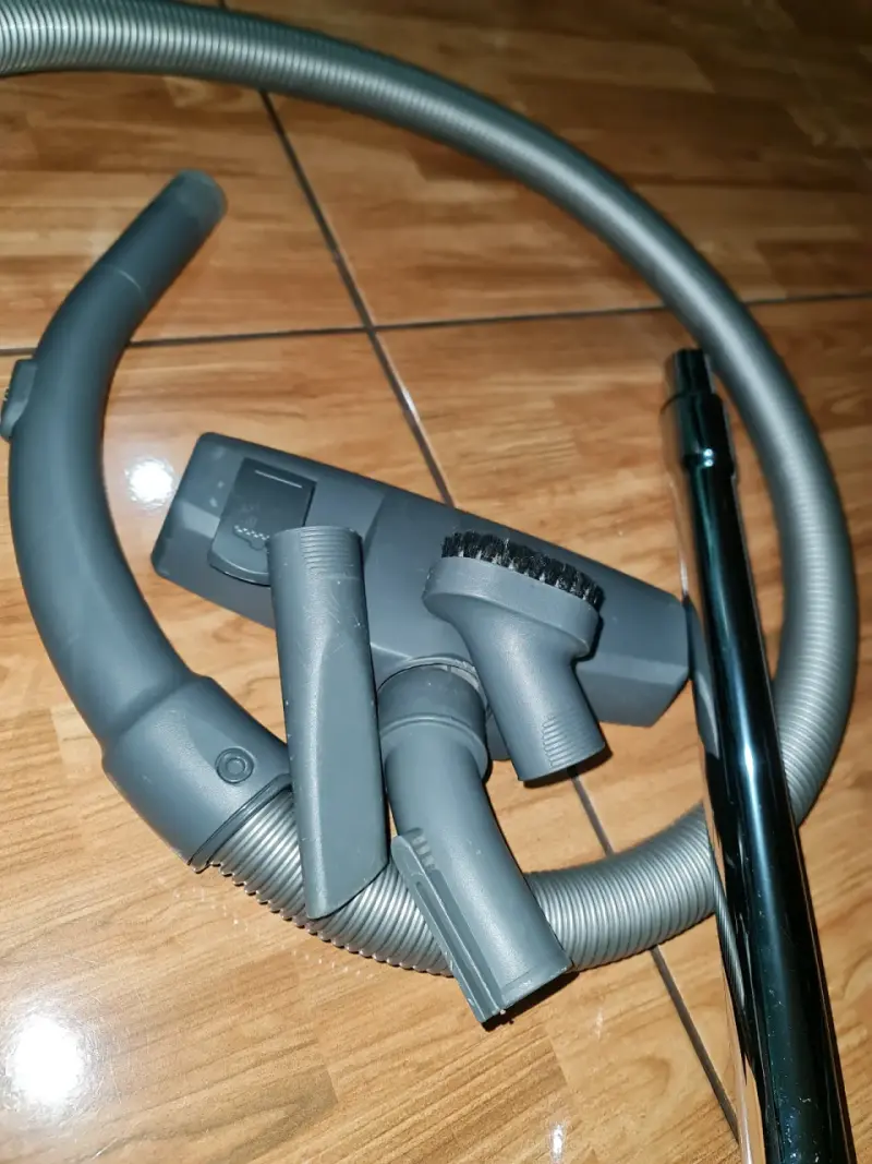 Aspiradora Cyclo Power 1600W - 4