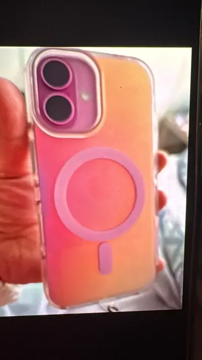 iPhone rosado en buen estado - miniatura 2