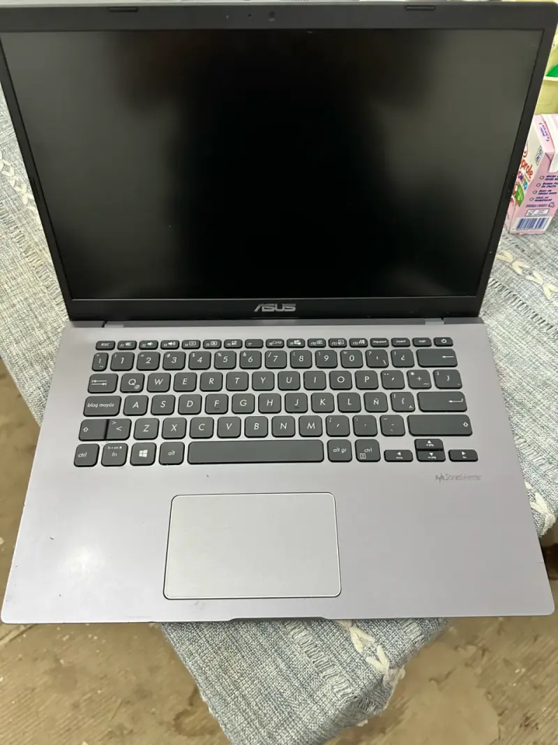 Notebook ASUS gris 14 pulgadas - 1