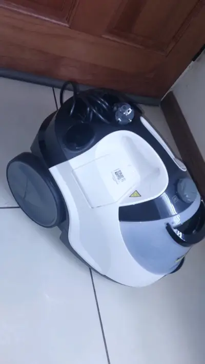 Limpiadora a vapor Karcher SC5 - miniatura 2
