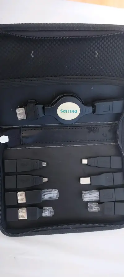 Estuche Philips con sus conectores usb - miniatura 2
