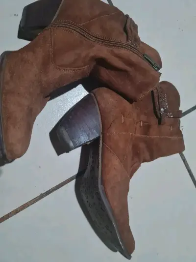 Botines de mujer marrones - miniatura 1