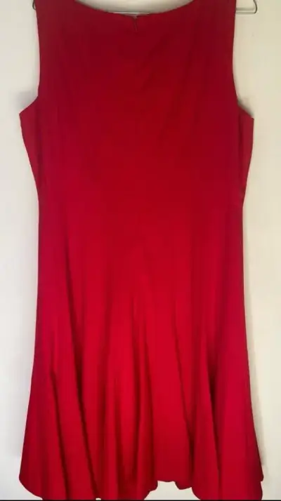 Vestido rojo corte evassé Calvin klein - miniatura 1