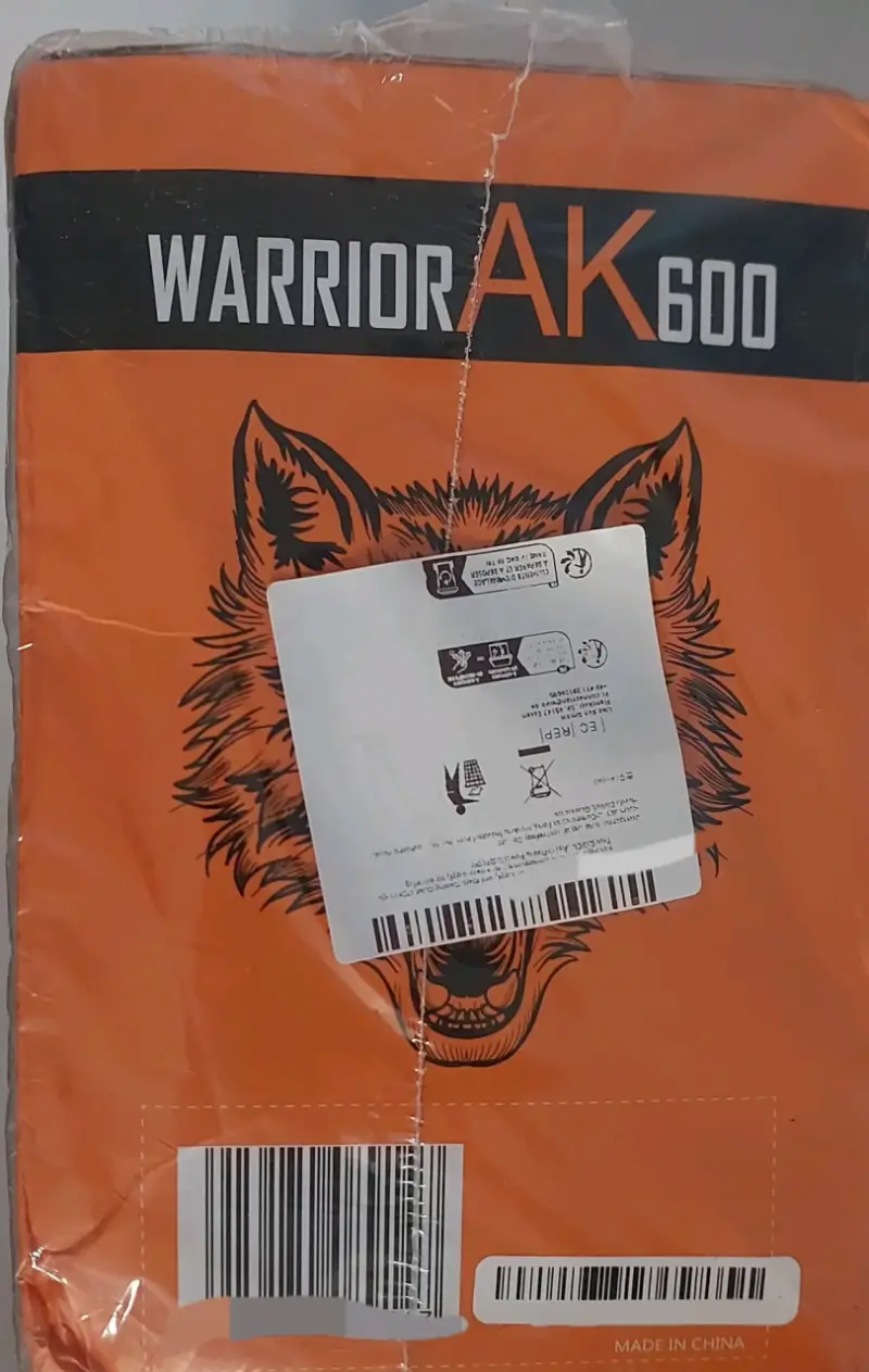 Fuente de poder Warrior AK600 - 3