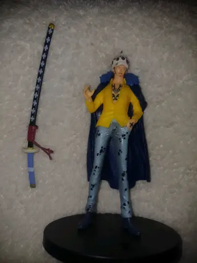 Figura de Trafalgar D. Water Law - miniatura 1