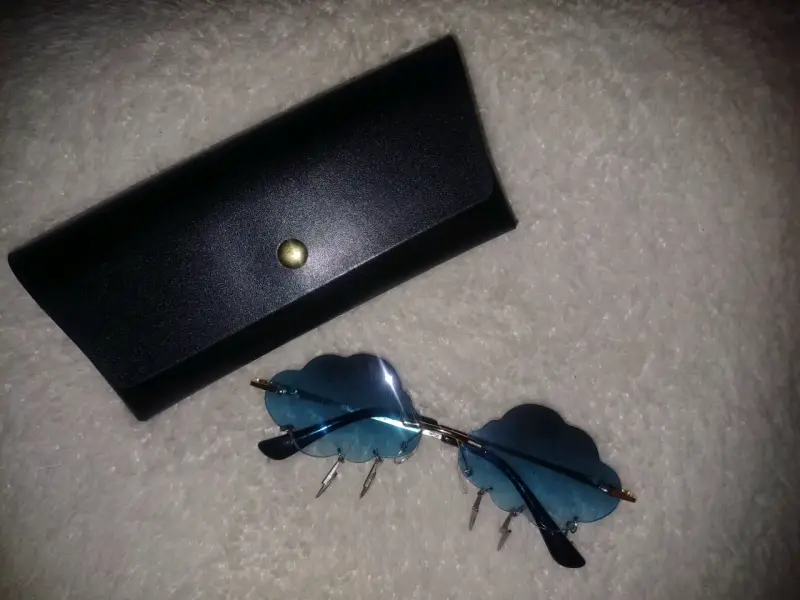 Gafas de sol con estuche