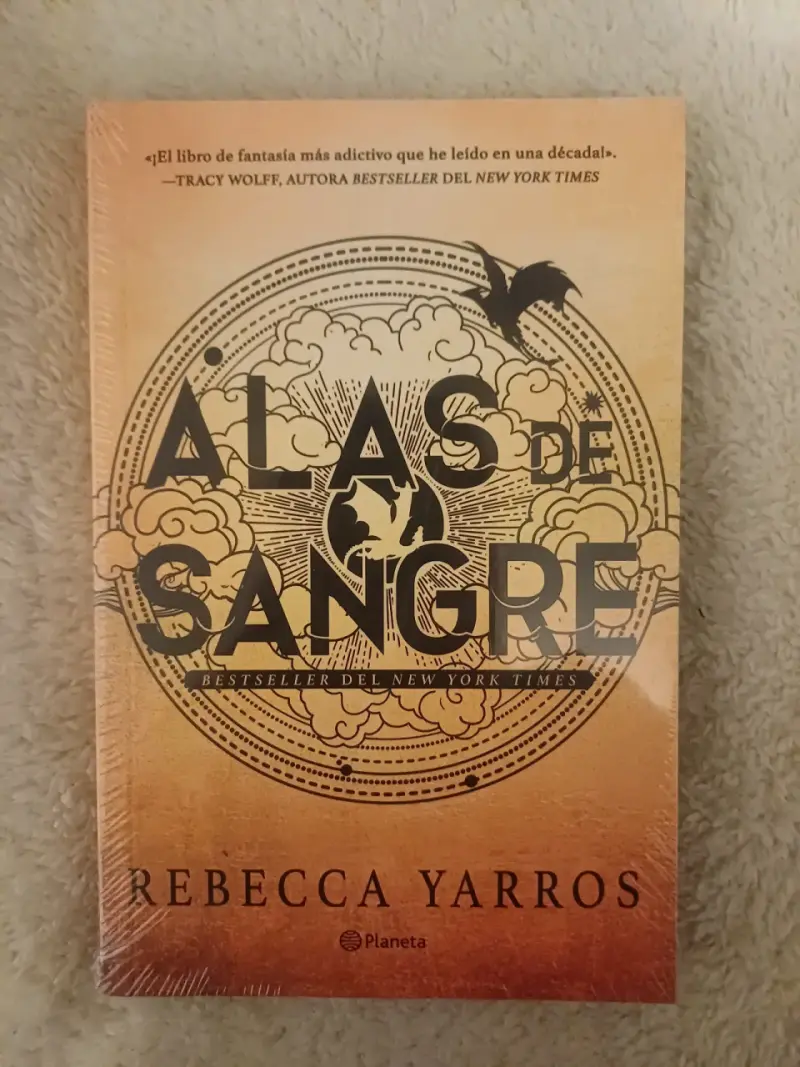 Libro 'Alas de Sangre' de Rebecca Yarros - 1