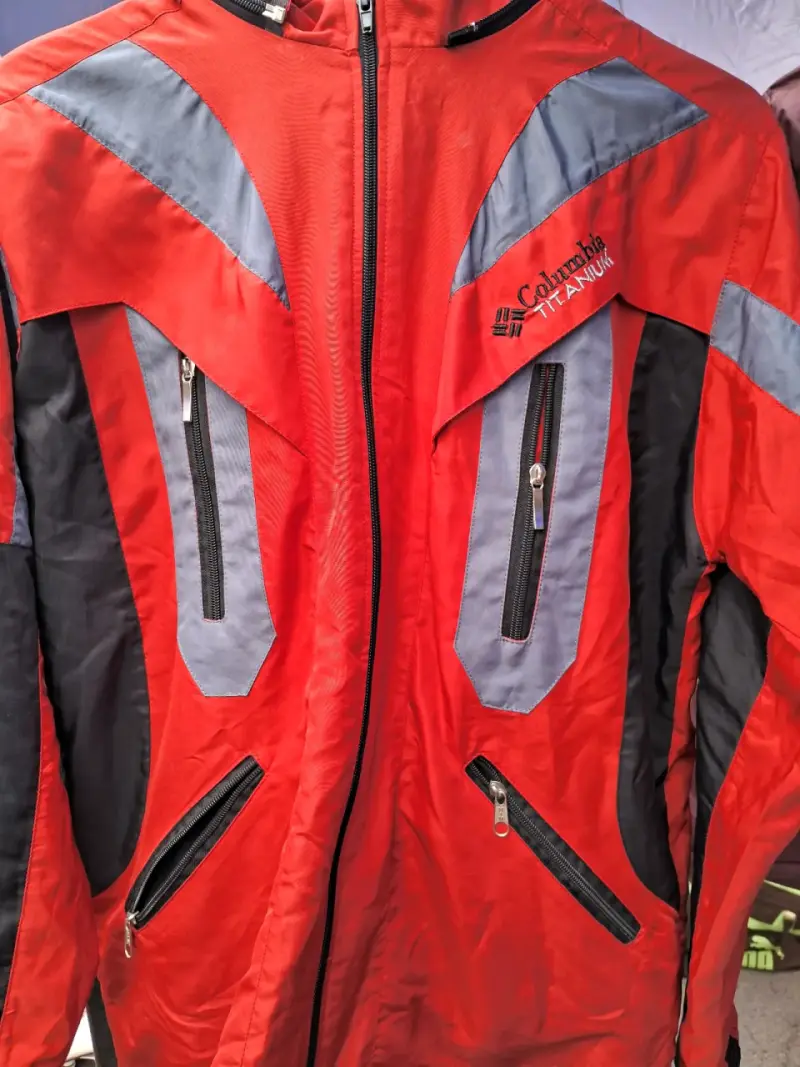 Chaqueta Columbia Titanium roja - 1