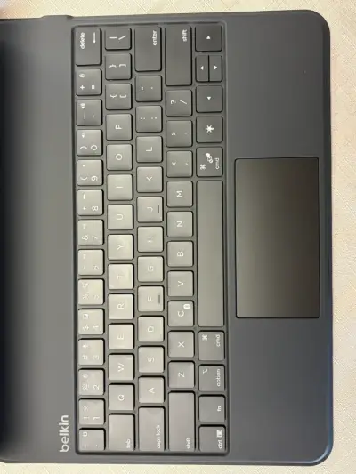 Funda Teclado Belkin para IPad Pro 13 M4/M5 - miniatura 3