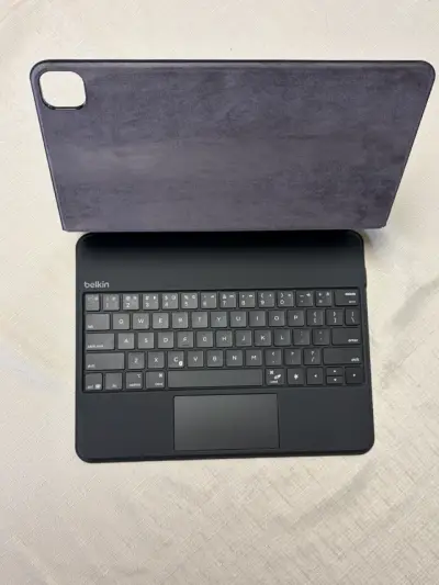 Funda Teclado Belkin para IPad Pro 13 M4/M5 - miniatura 6