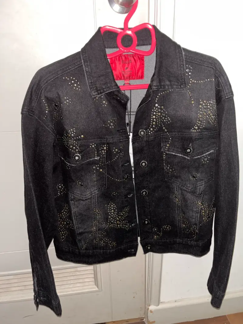 Chaqueta negra con tachas Ellus - 4