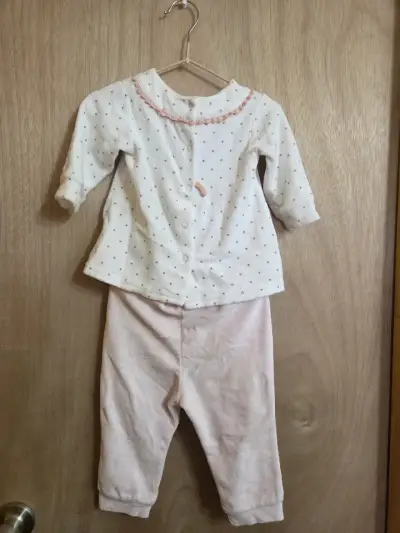 Conjunto bebé polera y pantalón - miniatura 2