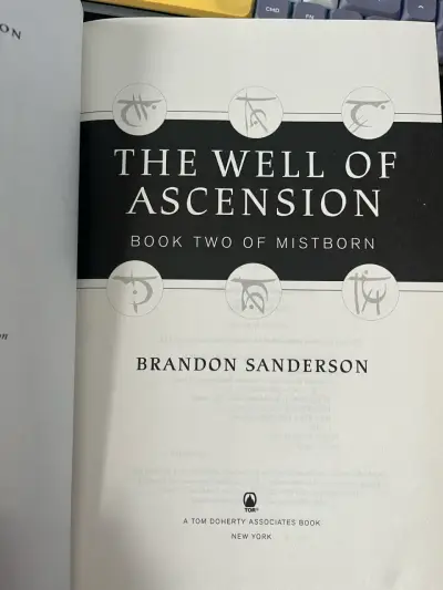 Trilogía Mistborn por Brandon Sanderson - miniatura 3